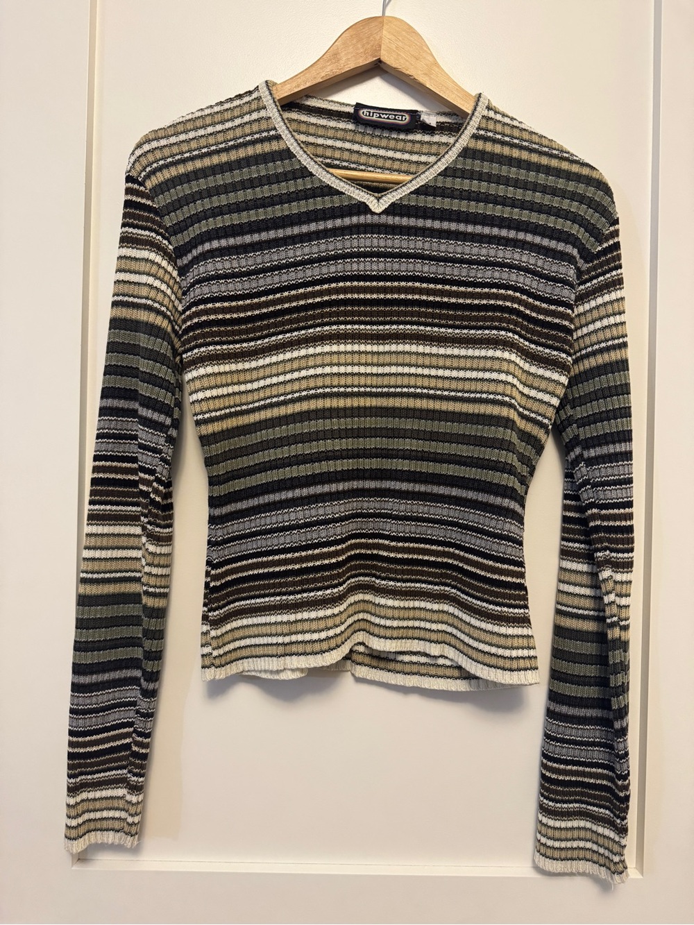 Striped V-Notch Rib Knit Long-Sleeve sweater Vintage Hipwear Y2K 90s